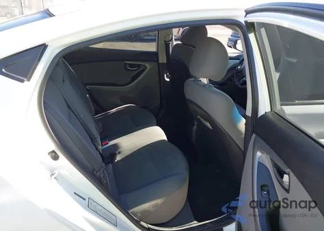 2016 Hyundai Elantra Se из США, поврежденный, VIN 5NPDH4AE8GH704939